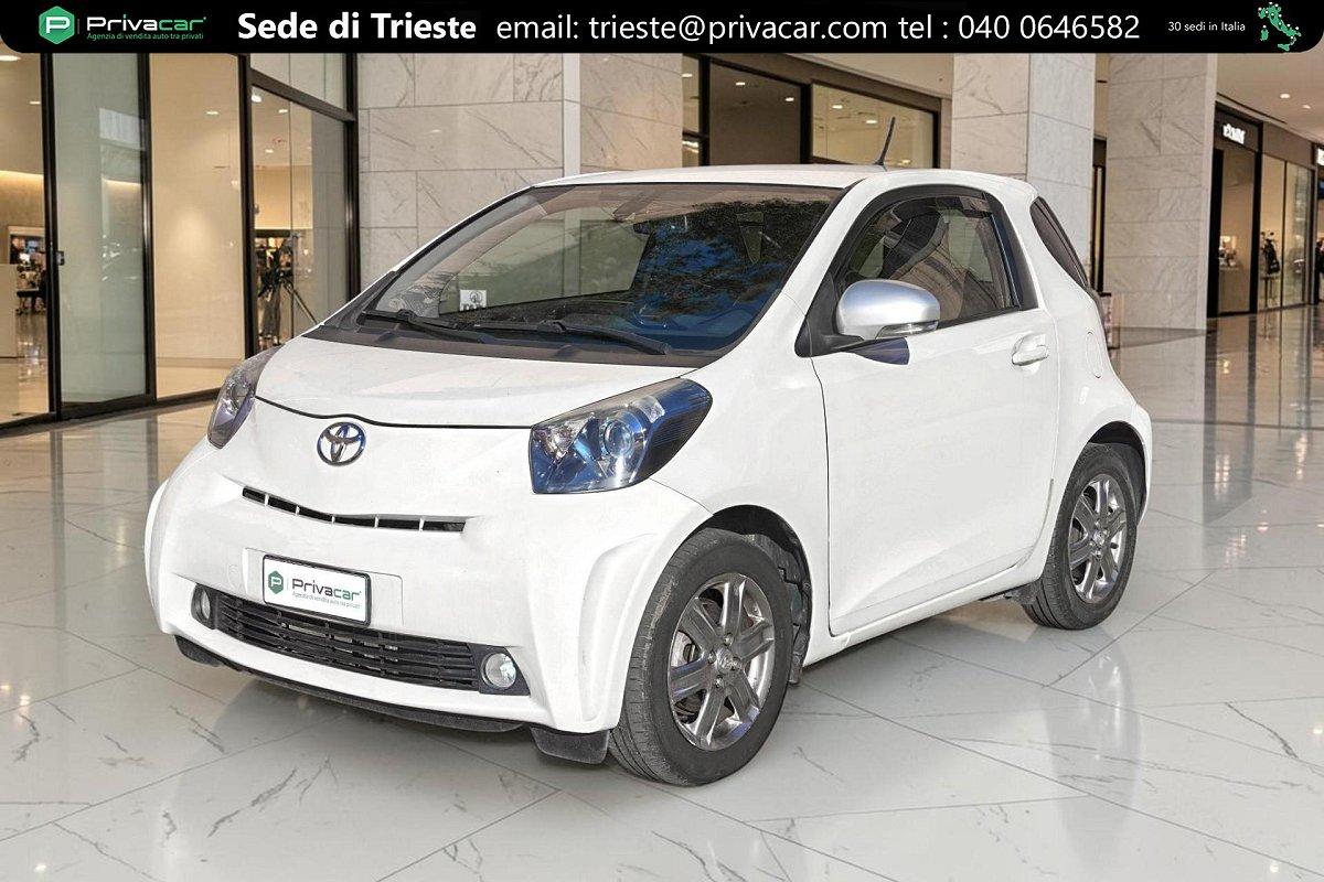 TOYOTA iQ 1.0 CVT Trend