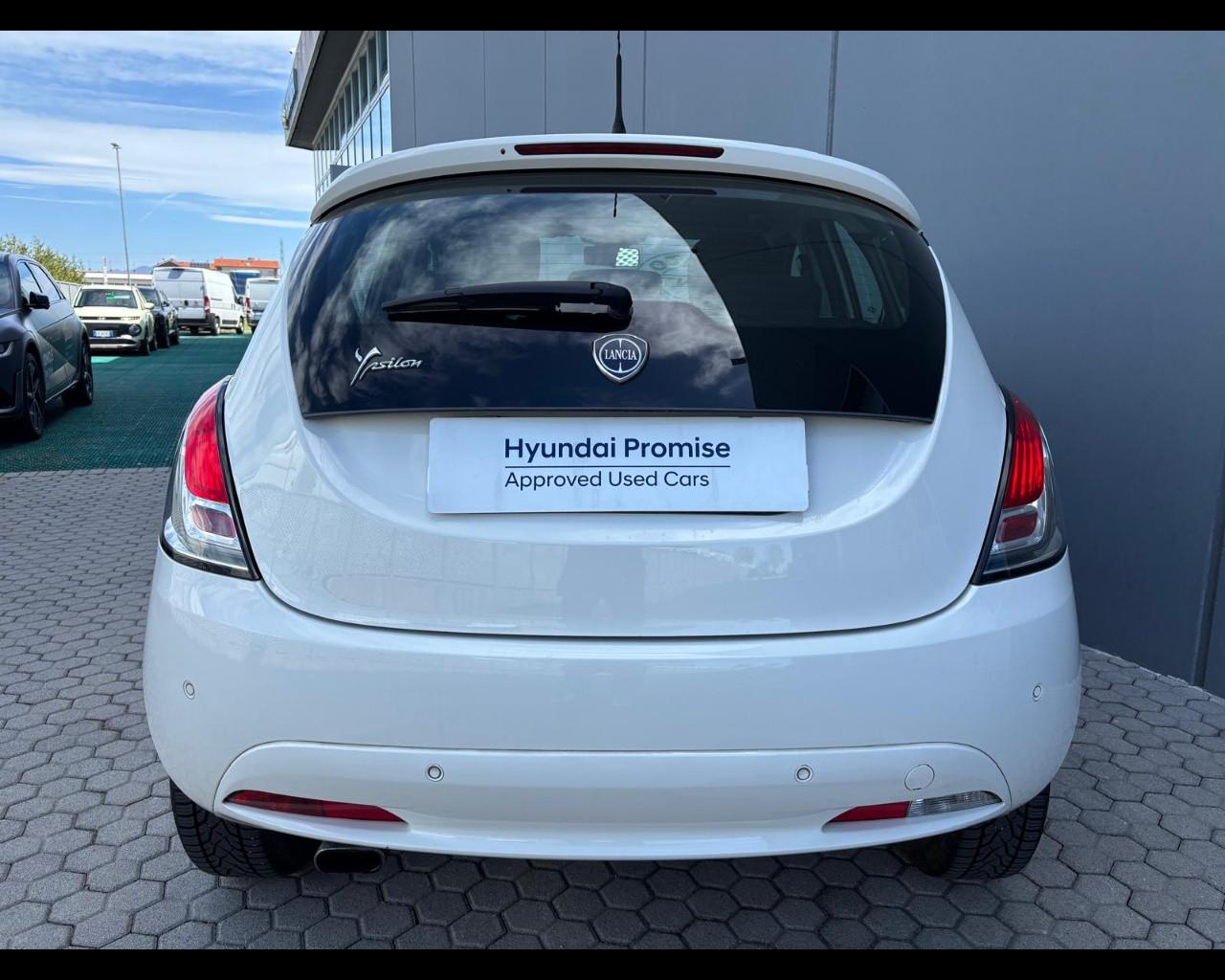 LANCIA Ypsilon III 2015 - Ypsilon 1.2 Silver 69cv