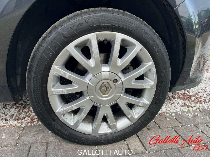 Renault Clio Clio 5p 1.2 16v (pack)