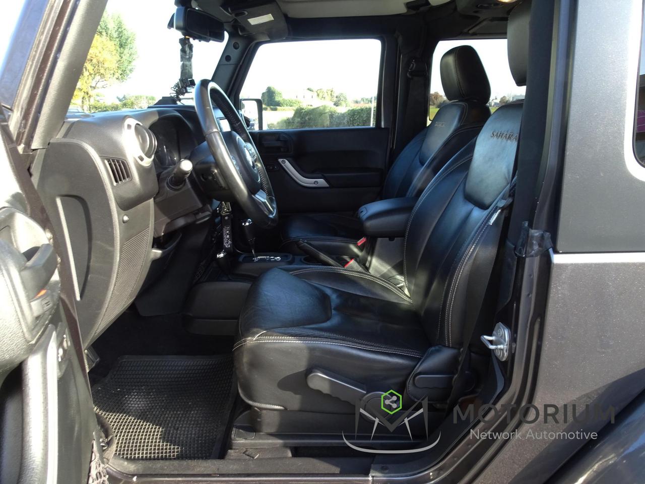 Jeep Wrangler 2.8 CRD DPF Sahara 4x4 automatic