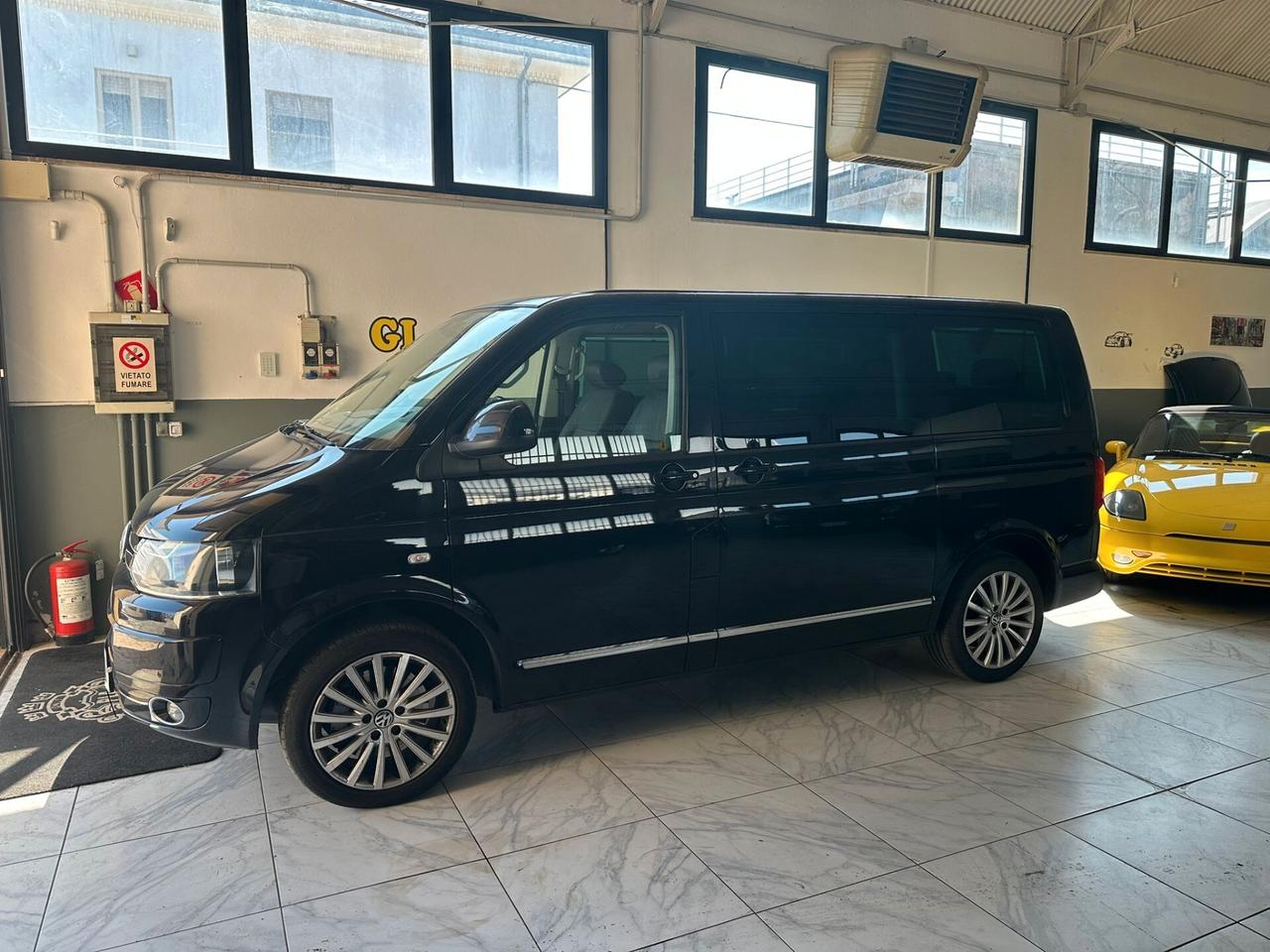 Volkswagen Multivan 2.0 BiTDI 180CV Highline