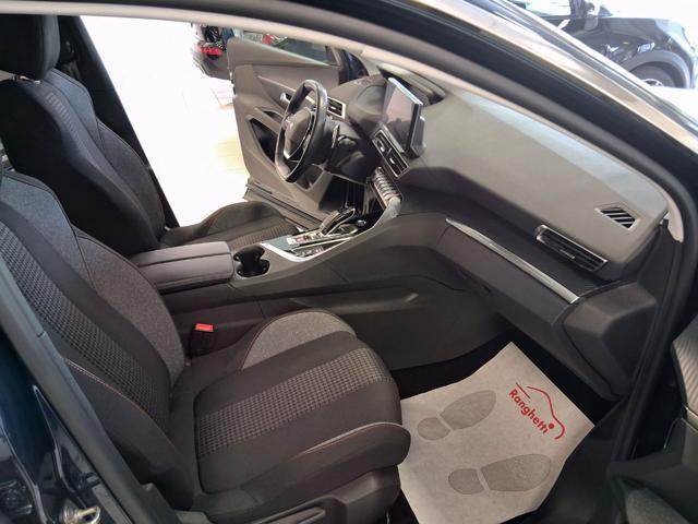 PEUGEOT 3008 BlueHDi 130 S&S EAT8 Active Business