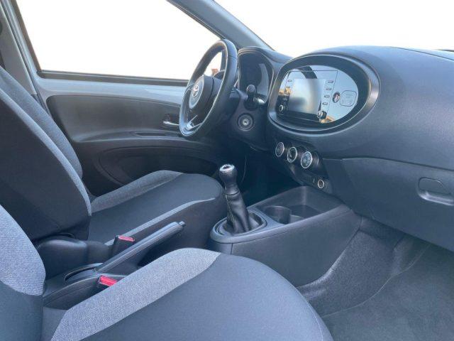 TOYOTA Aygo X 1.0 VVT-i 72 CV 5 porte Active