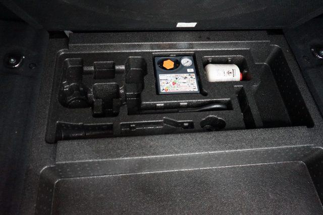 LAND ROVER Range Rover Evoque 1.5 I3 160 CV Auto R-Dynamic Uniprop. Certificato