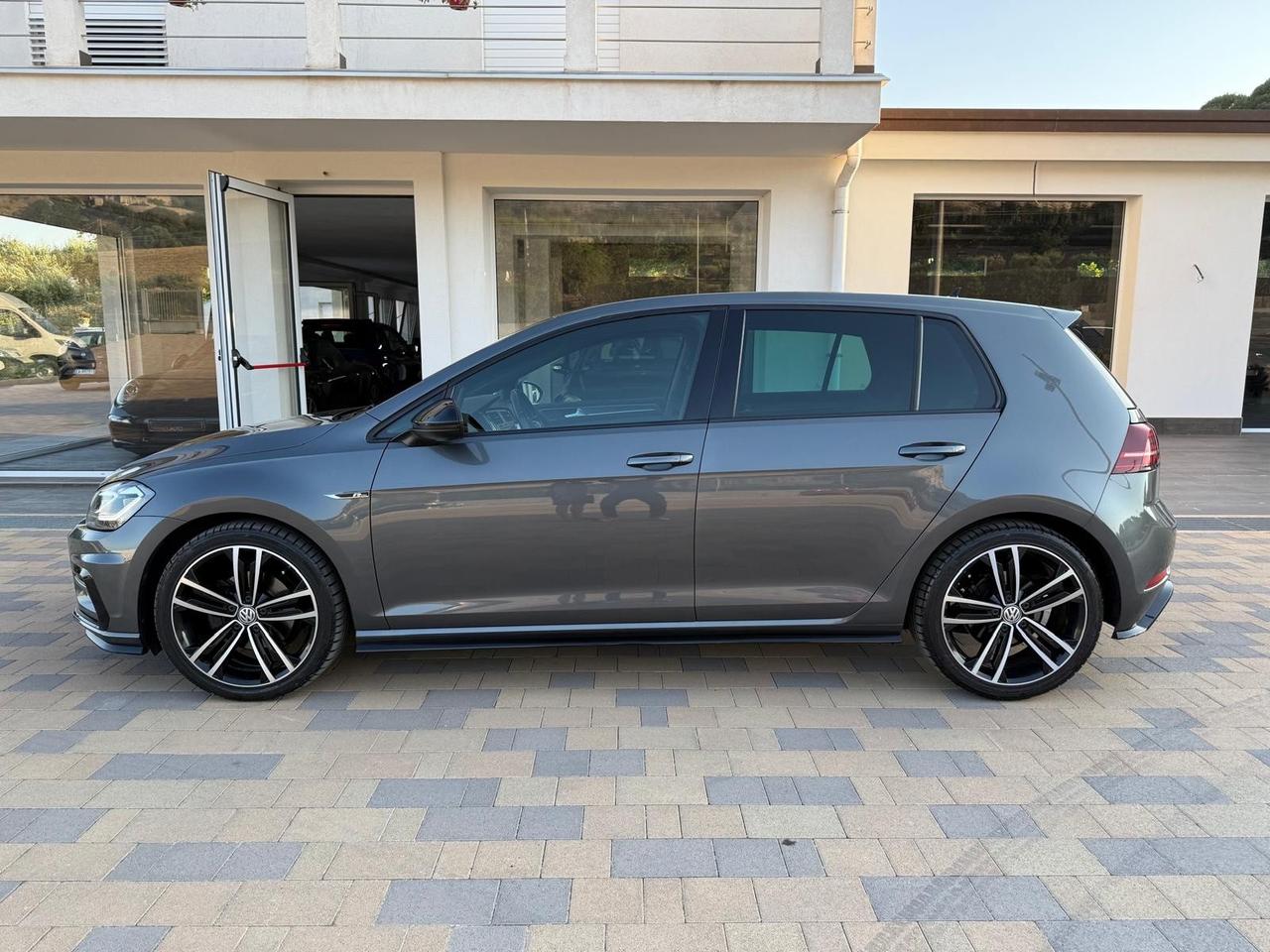 Volkswagen Golf 7.5 R-LINE 1.6 TDI 115 CV 5p.