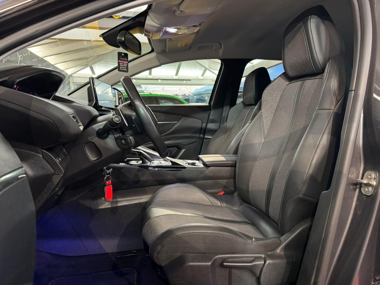 Peugeot 3008 BlueHDi 130 S&S EAT8 Allure