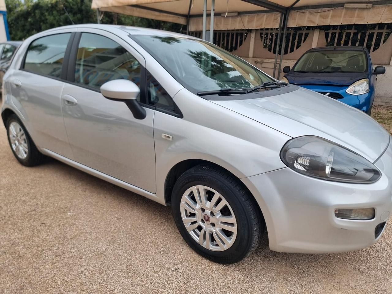 Fiat Punto 1.3 MJT II 75 CV 5 porte Easy