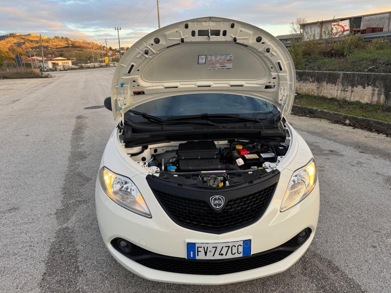 Lancia Ypsilon 1.2 69 CV 5 porte S&S Gold