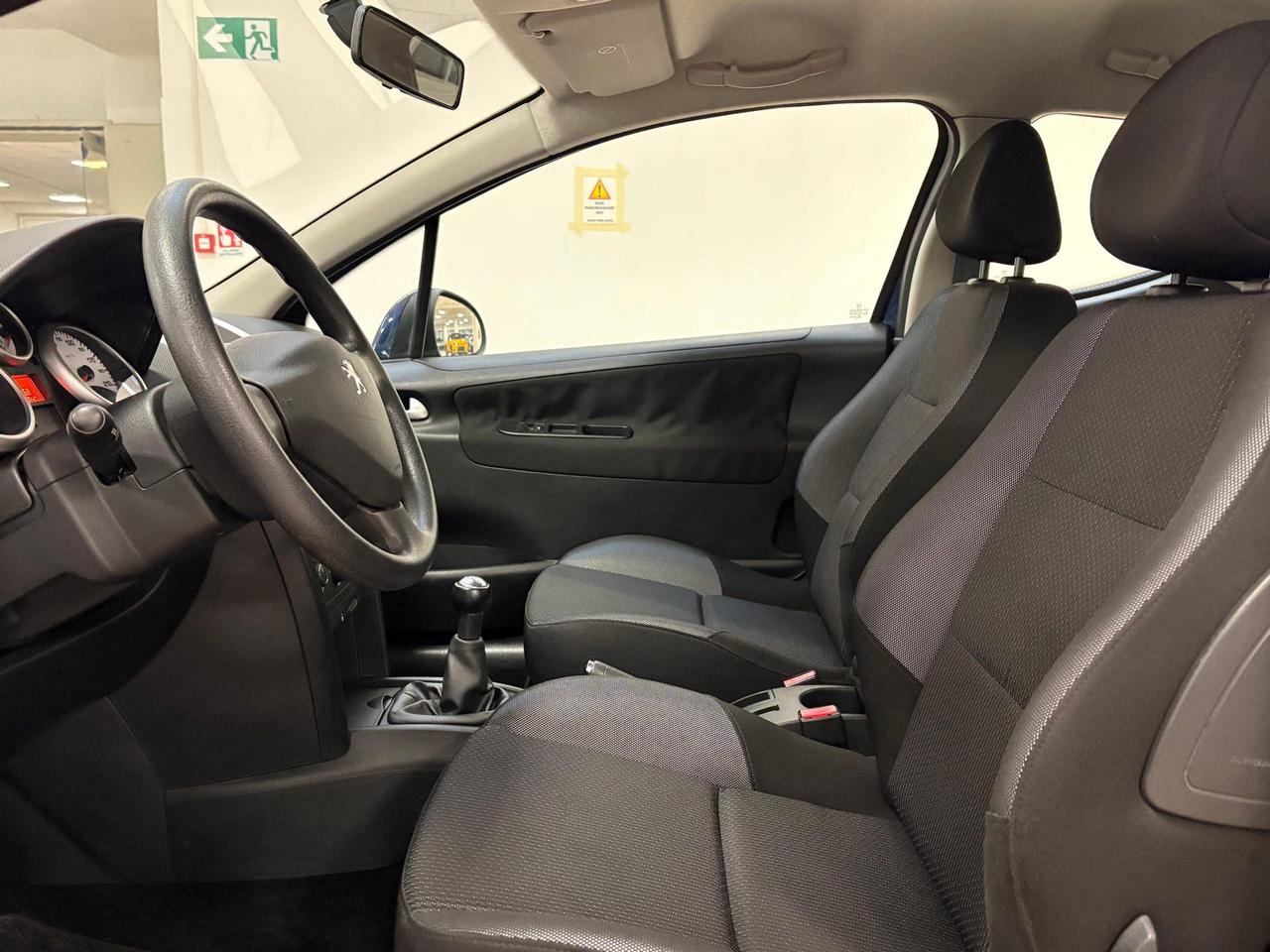 Peugeot 207 3p 1.4 8v X-Line eco-Gpl