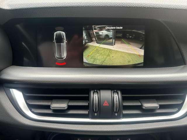 Alfa Romeo Stelvio 2.2d 160cv Sprint Navi+Palette al Vol.+Camera