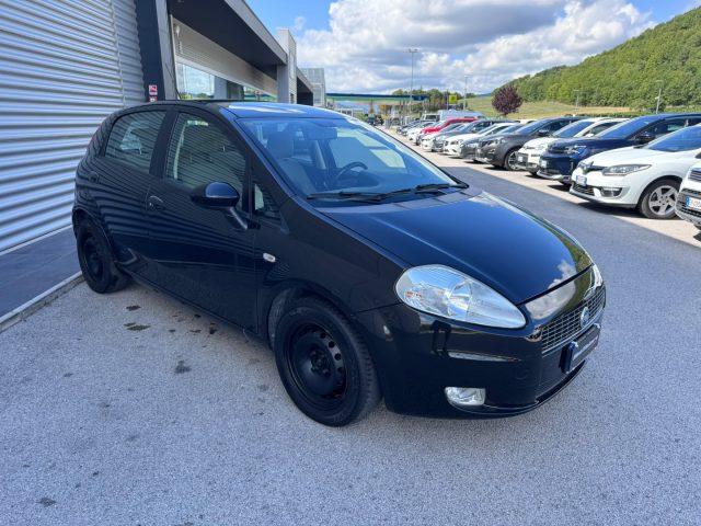 FIAT Grande Punto 1.3 MJT 90 CV 5 porte Dynamic OK NEOPATENTATI
