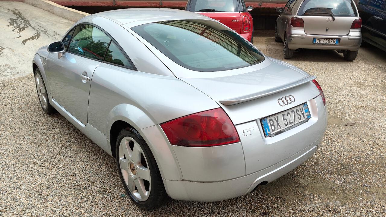 Audi TT 1.8 T 180 CV