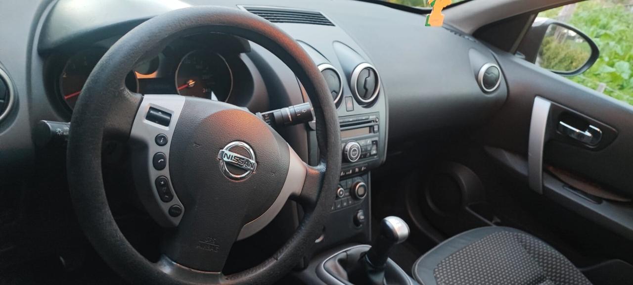 Nissan Qashqai GPL di serie tetto panoramico