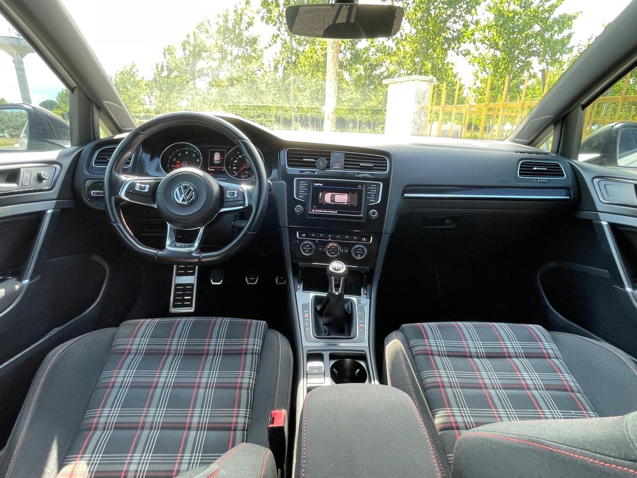 Volkswagen Golf GTI Golf GTI Performance 2.0 TSI 5p. BlueMotion Technology