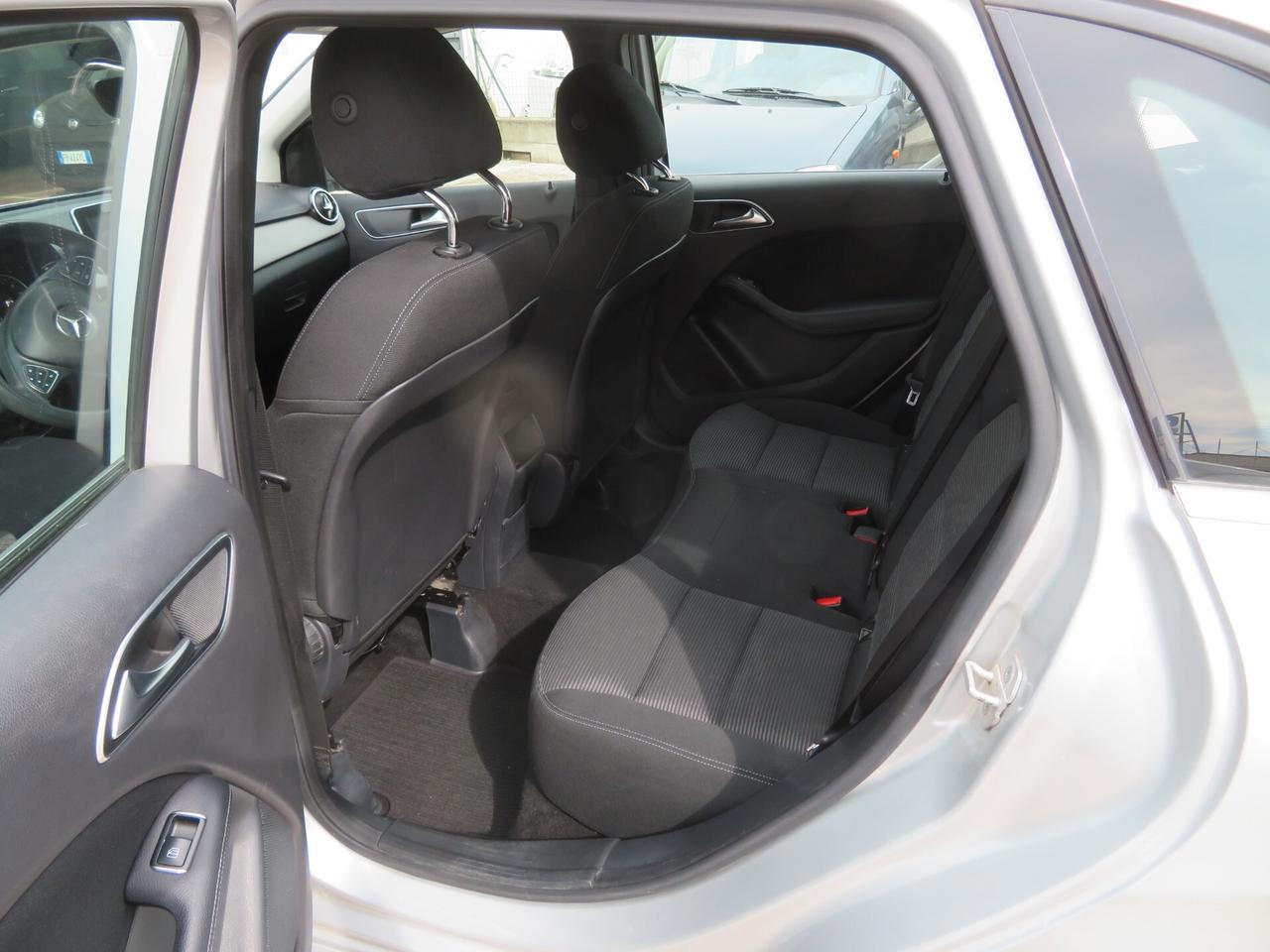 Mercedes-benz B 180 d Automatic Premium