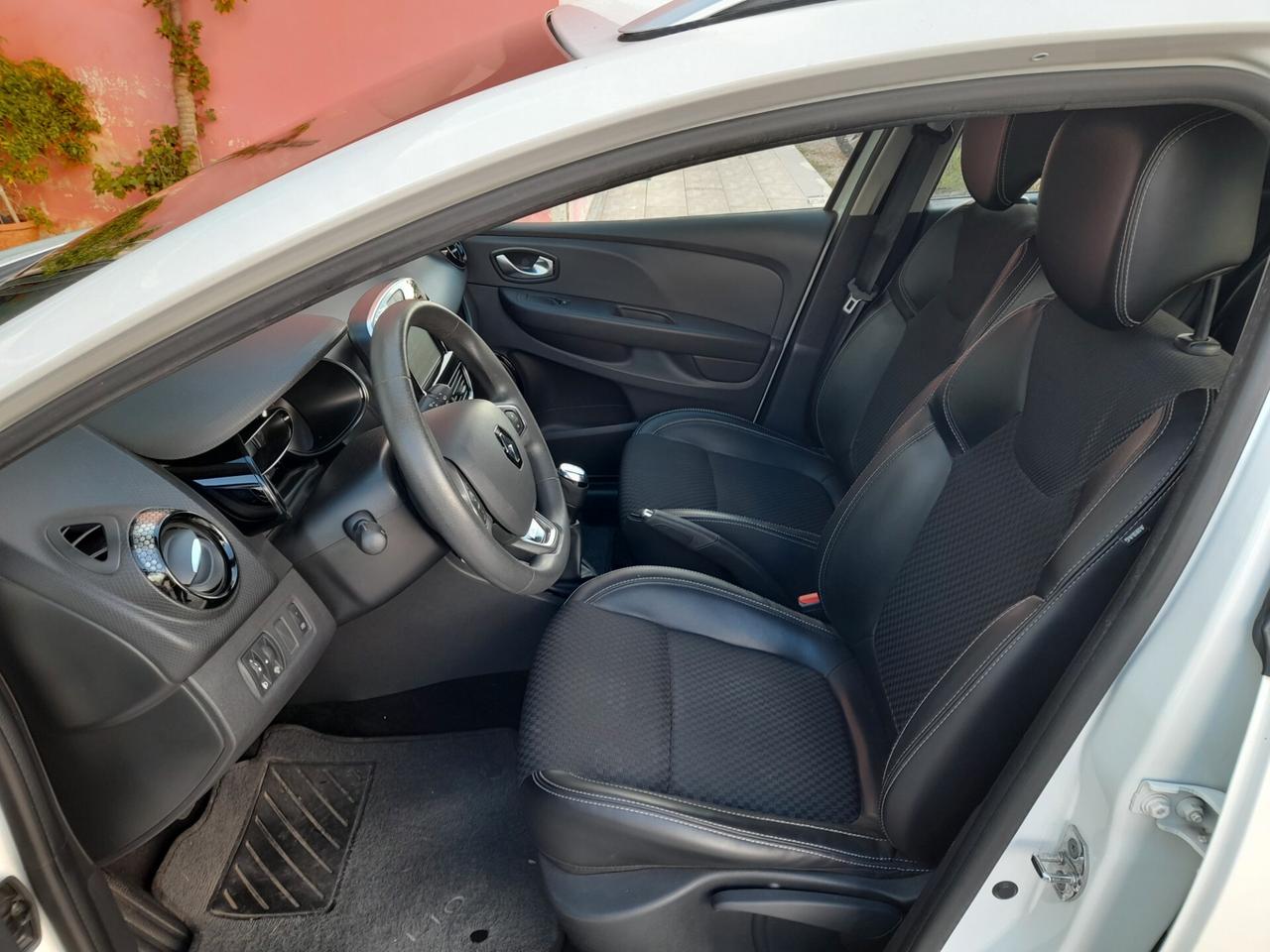 Renault Clio Sporter dCi 8V 75 CV Moschino Life
