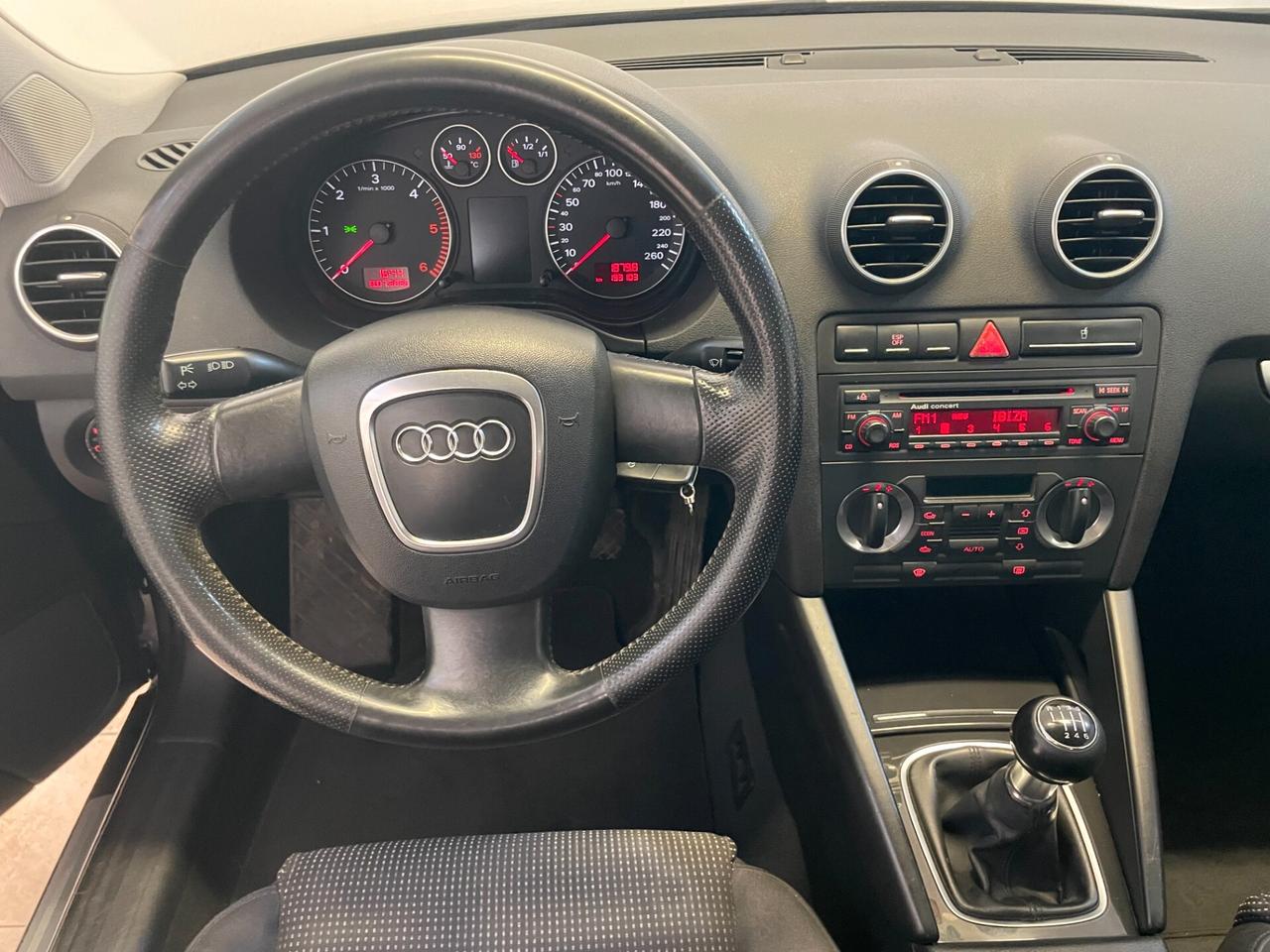 Audi A3 SPB 2.0 140 CV TDI Ambition FULL TAGLIANDATA NEOPATENTATI