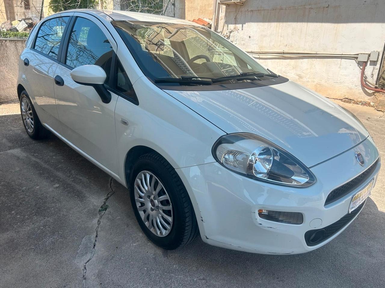 Fiat Punto 1.3 MJT 75cv 2013 ok neopatentati