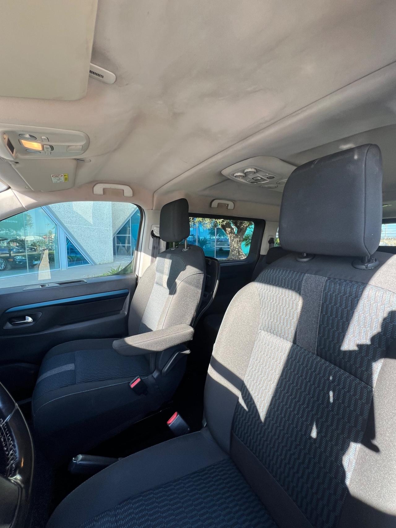 Peugeot Traveller BlueHDi 180 S&S EAT8 Standard Active possibilità noleggio no scoring