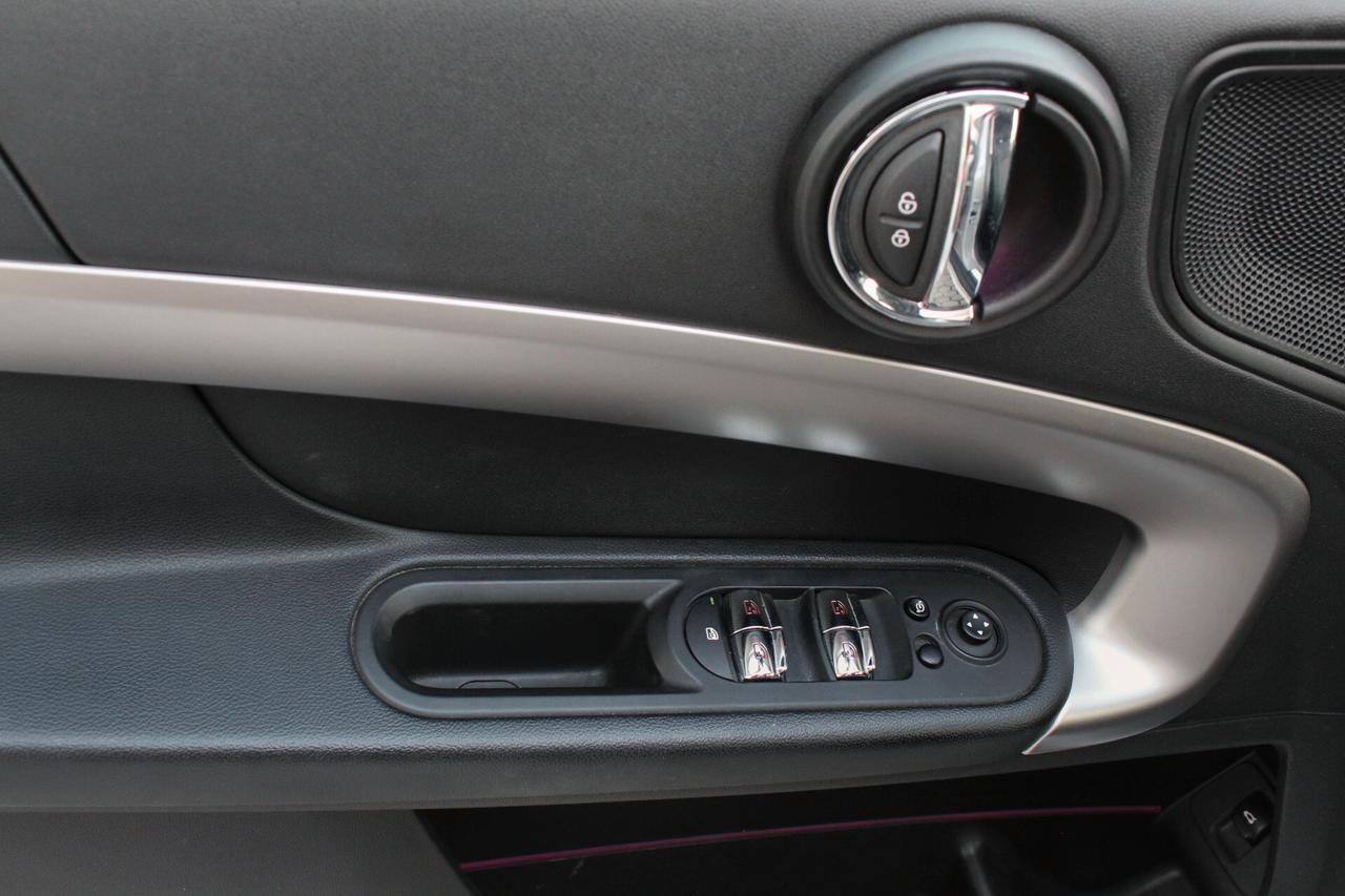 Mini Cooper D Countryman 2.0 Classic automatica