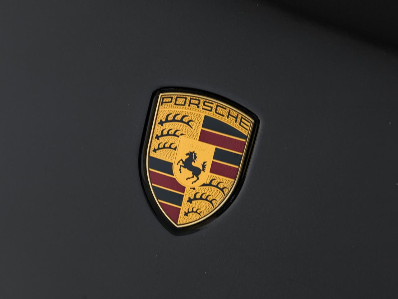Porsche 911 coupe 3.0 carrera 4 gts auto
