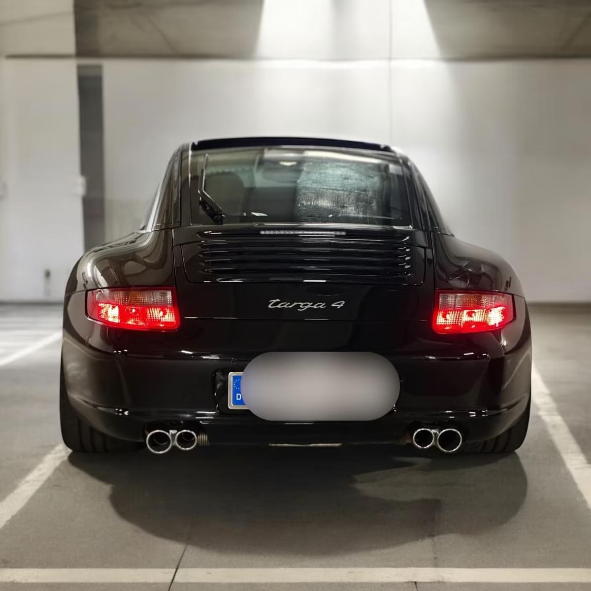 Porsche 911 Targa 4