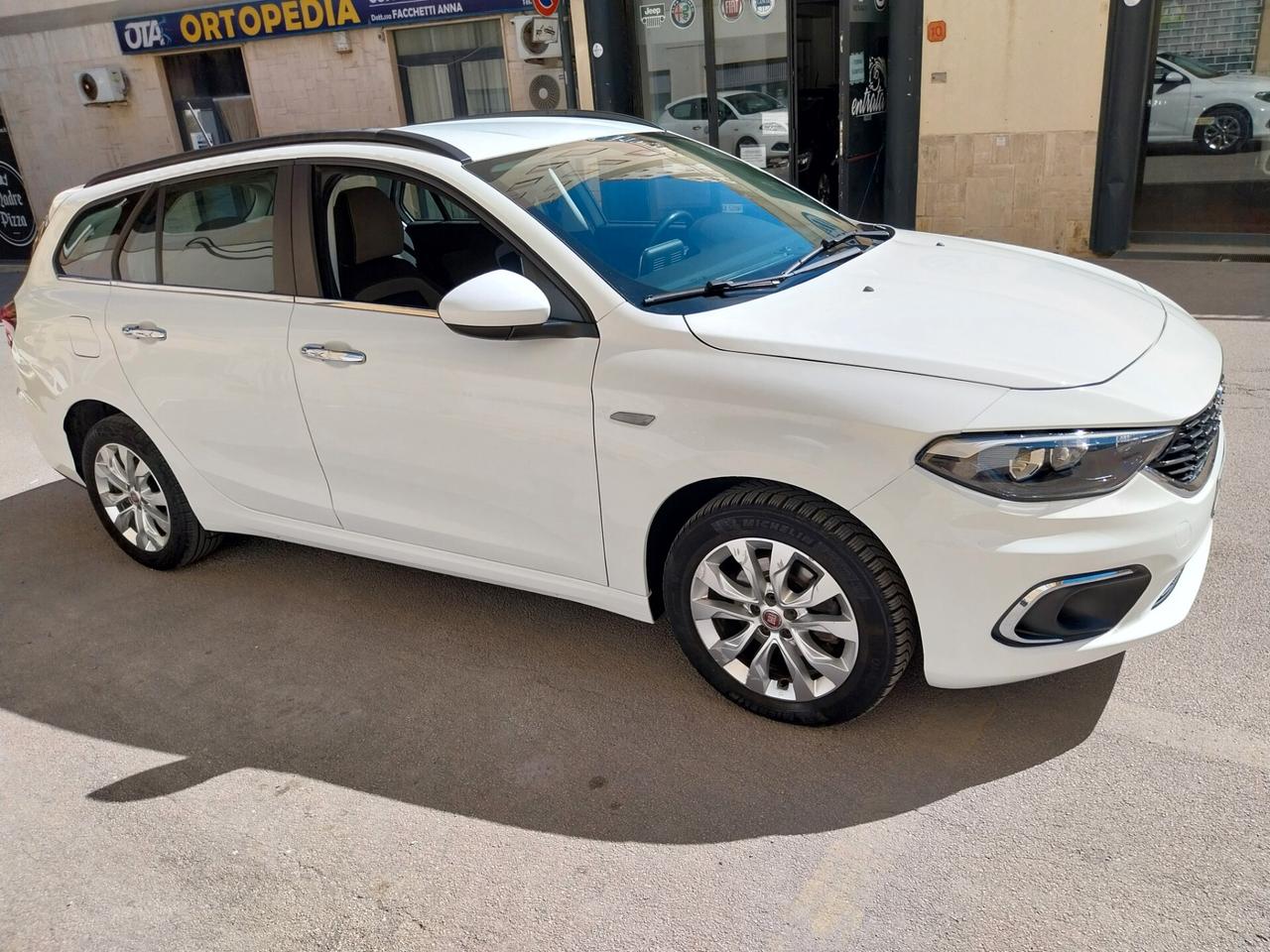 Fiat Tipo SW 1.6 Mjt Lounge automatica Full Optional