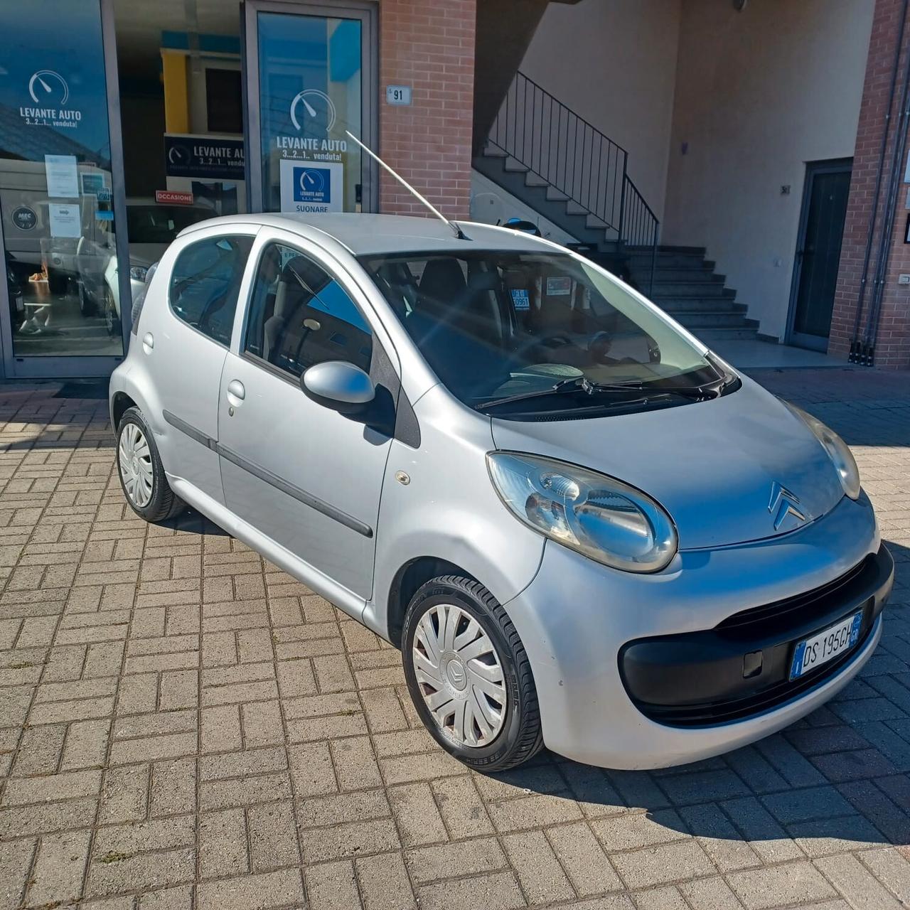 120.208KM C1 1.0 5P NEOPATENTATI OTTIMA