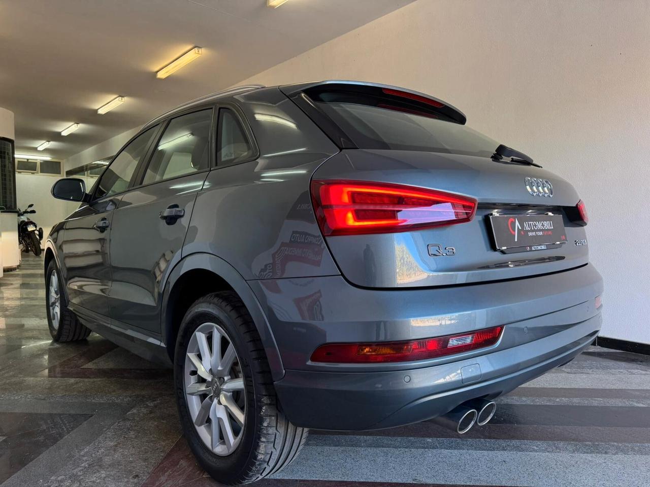 Audi Q3 2.0 TDI 120 CV Sport