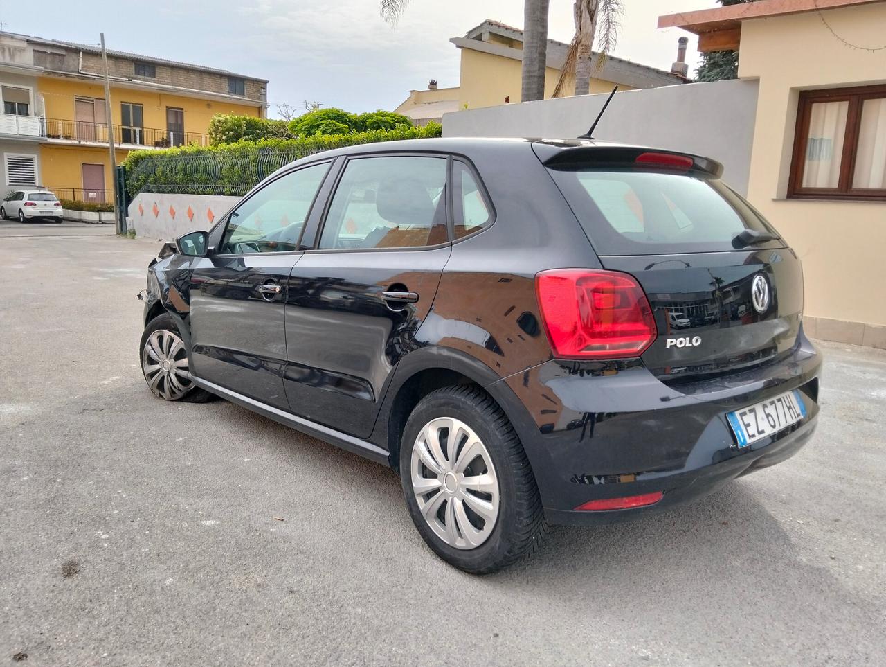 VW Polo 1.4 TDI 75cv BMT 2015 SINISTRATA