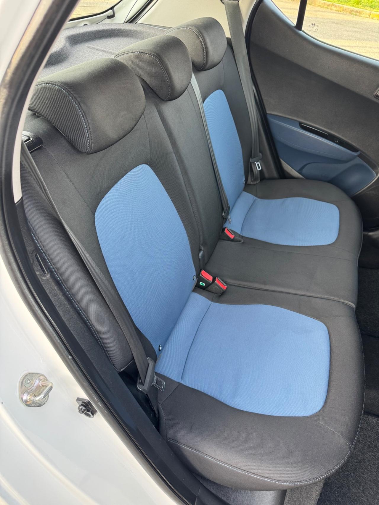 Hyundai i10 manutenzione completa idonea ai neopatentati