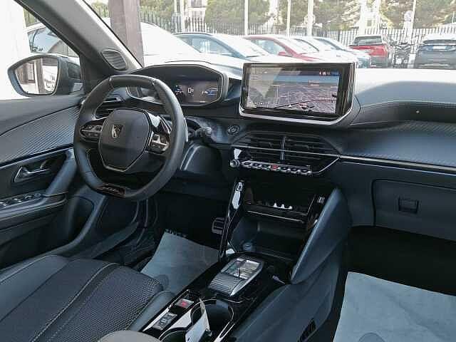 Peugeot 2008 Hybrid 136 e-DCS6 GT