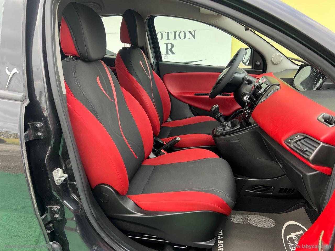 LANCIA Ypsilon 1.2 69 CV 5p. S&S Black&Red - 2012