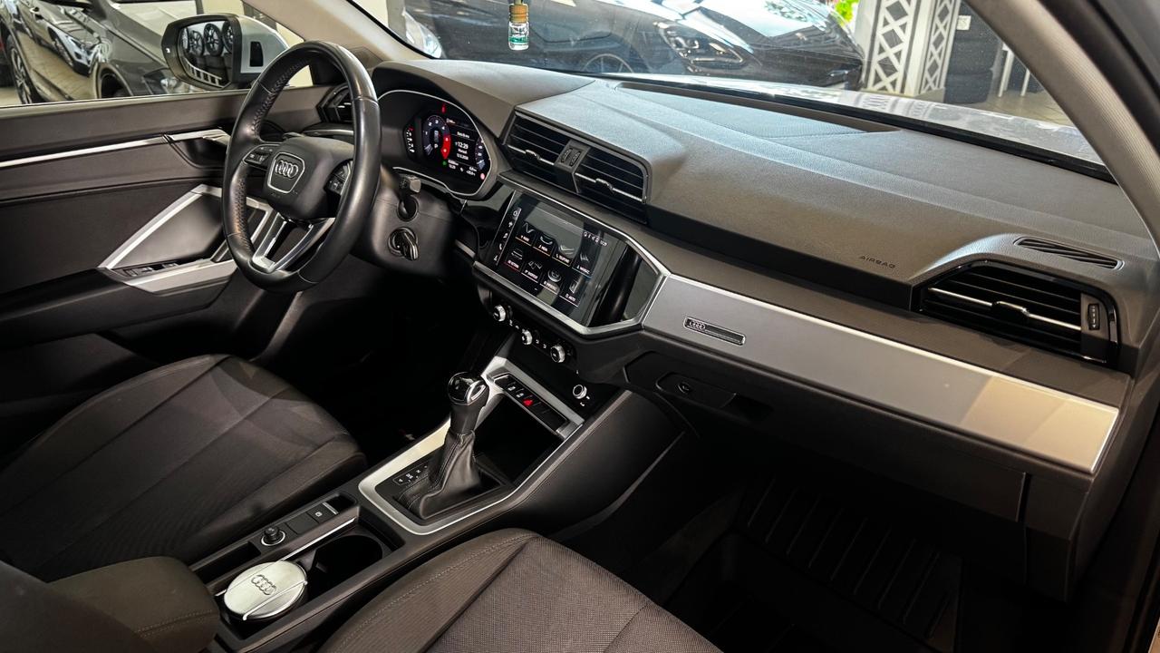 Audi Q3 35 TDI S tronic Business Advanced