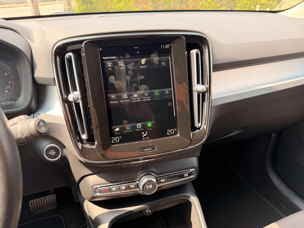 Volvo XC40 1.5 t3 163 Cv Momentum Pro auto