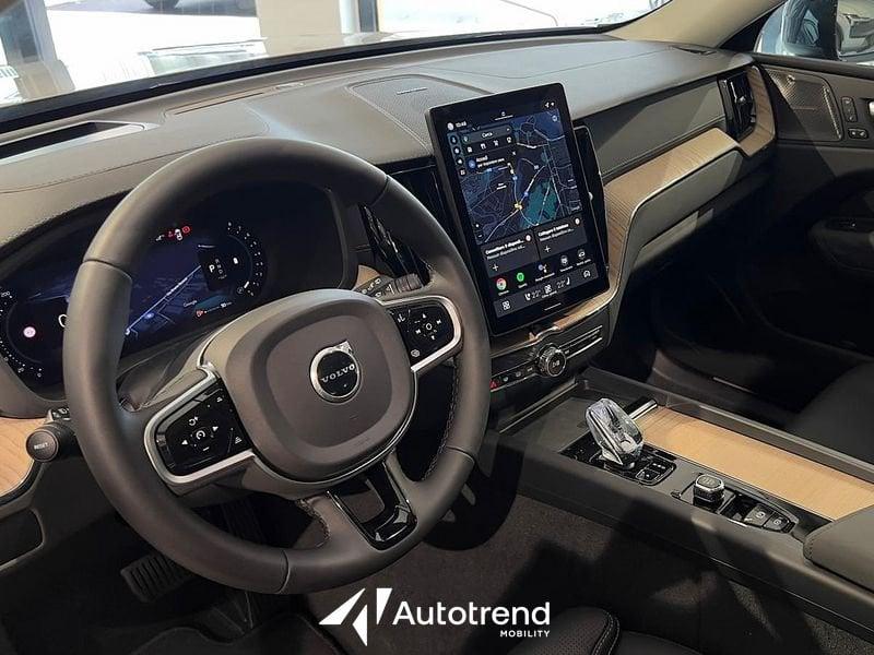 Volvo XC60 B5 250 CV AWD Mild Hybrid Benzina Automatica Ultra Dark