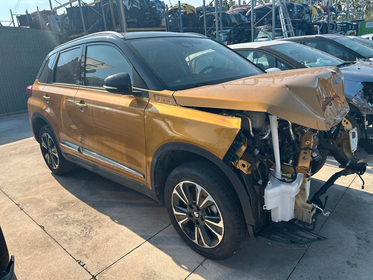Suzuki Vitara 1.4 Hybrid Top