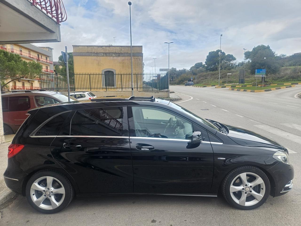 Mercedes Classe B 180 CDI PREMIUM TETTO APRIBILE