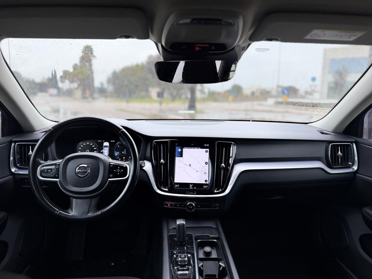 Volvo V60 Cross Country B4 (d) AWD Geartronic Business Pro