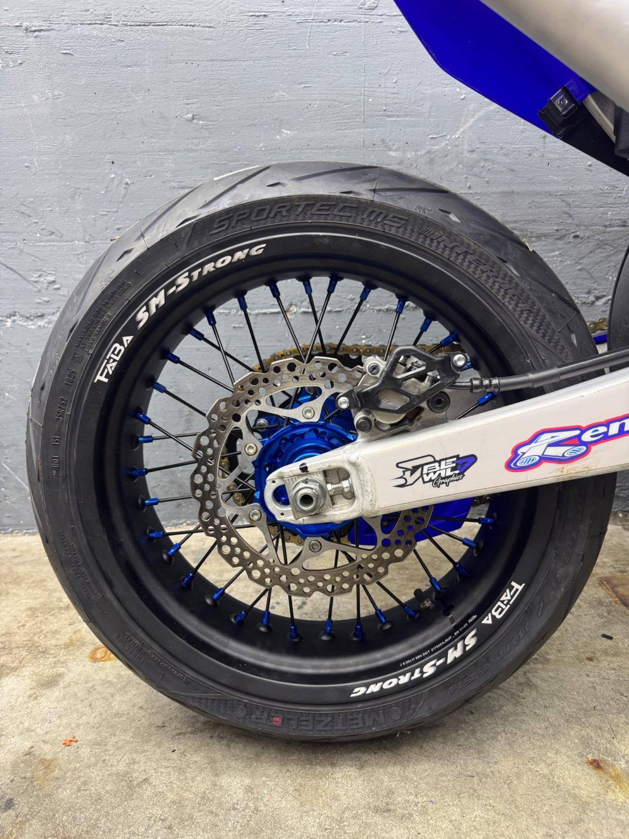 Yamaha YZ 125