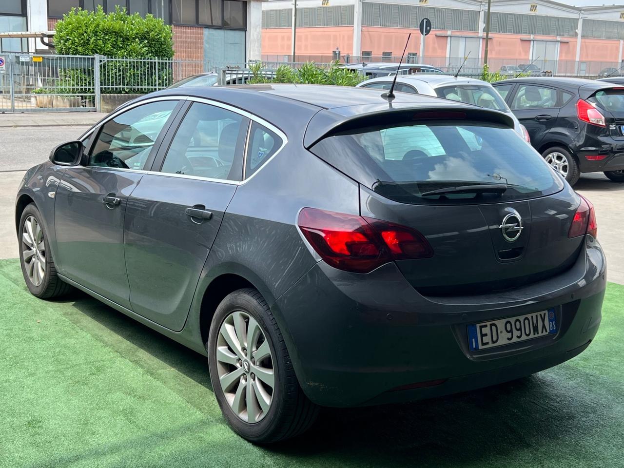 Opel Astra 1.7 CDTI 125CV 5 porte Cosmo