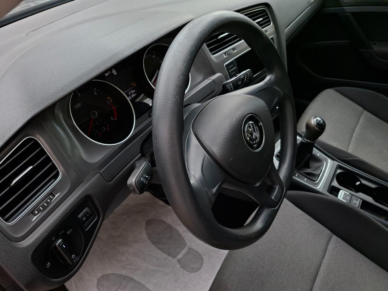 Volkswagen Golf 1.6 TDI 5P. Trendline *NEOPATENTATI*