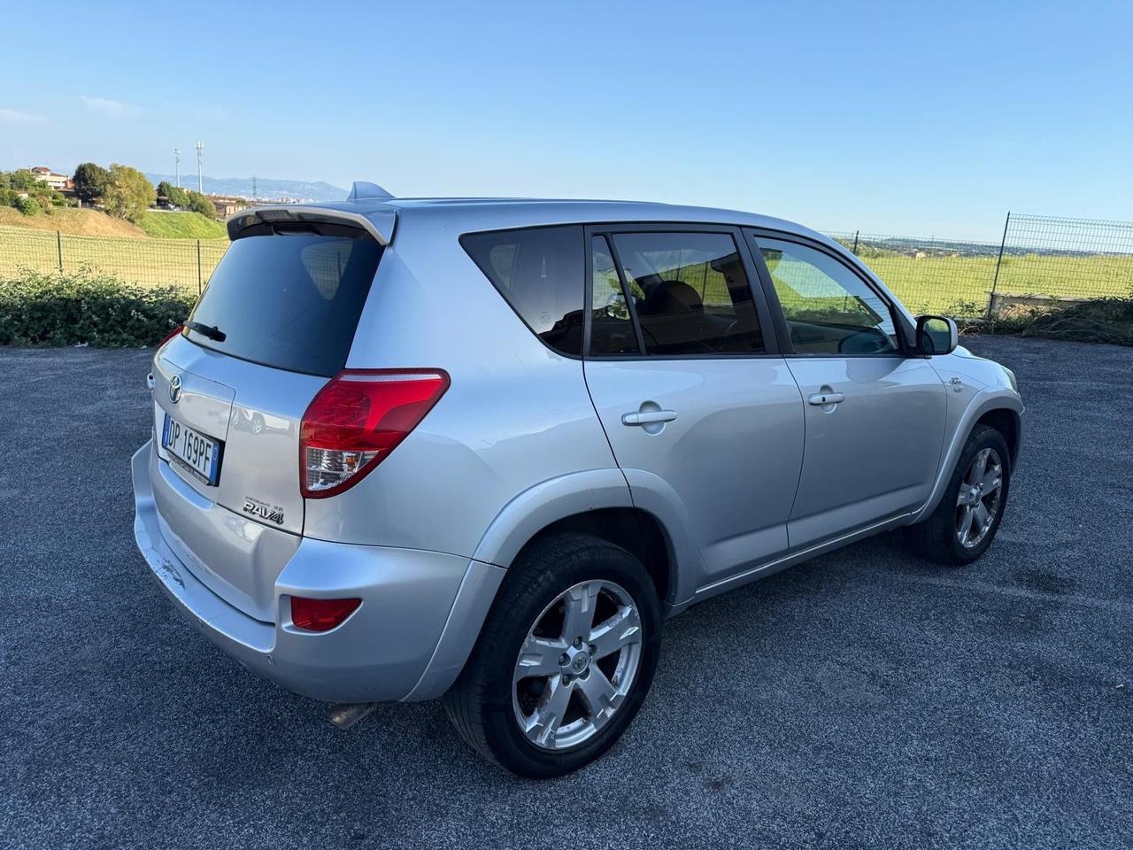 Toyota RAV 4 RAV4 Crossover 2.2 D-Cat 177 CV Luxury