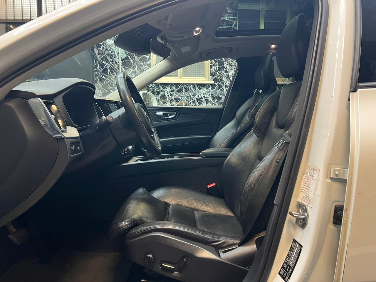 Volvo XC 60 D4 AWD Inscription Geartronic