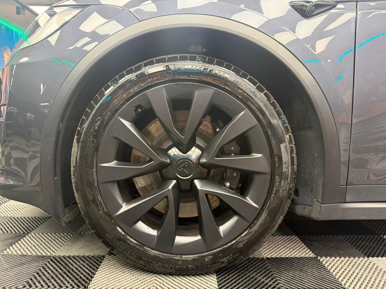 Tesla Model X LONG RANGE (734)