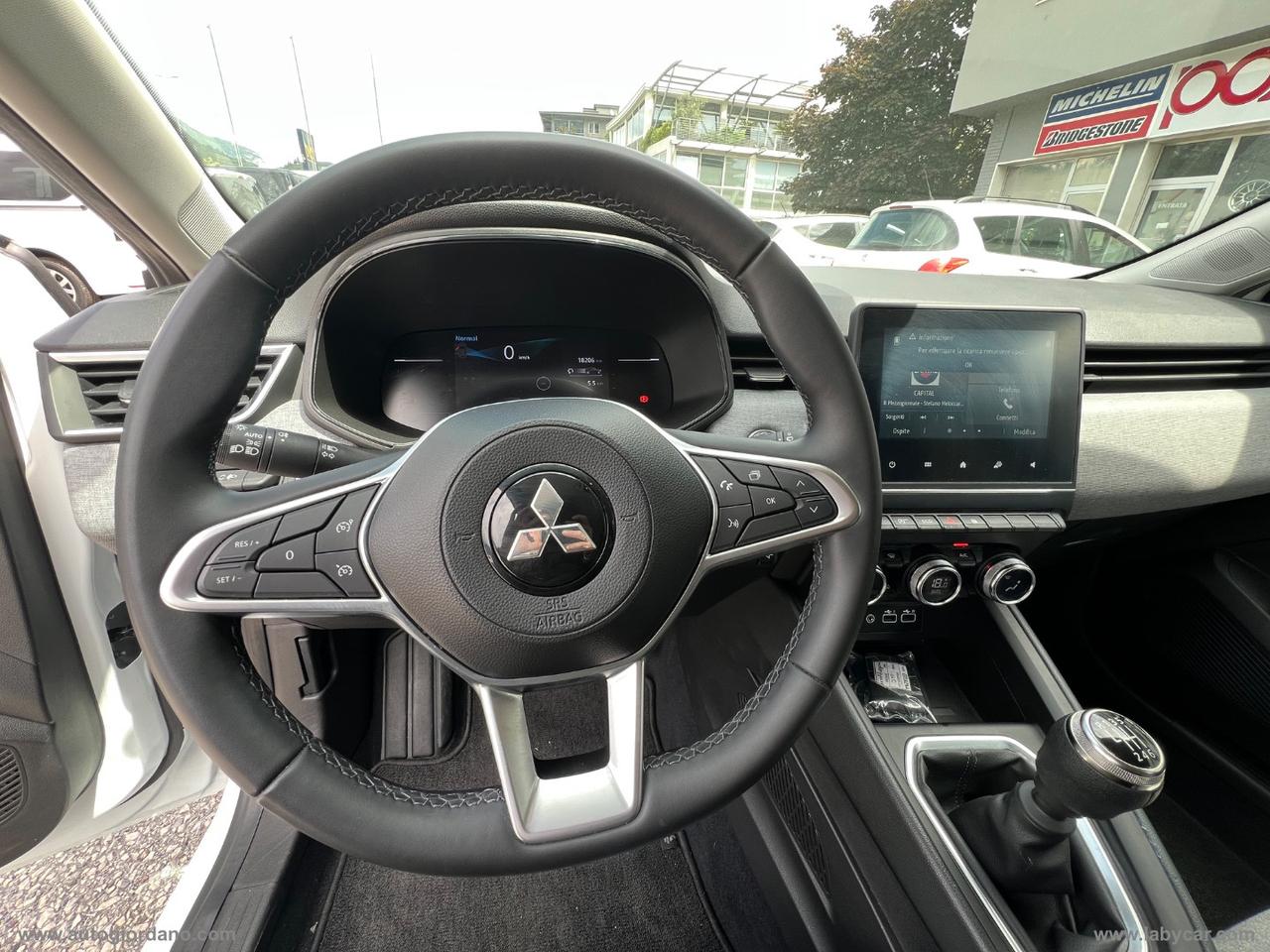 MITSUBISHI Colt 1.0L turbo 90 CV Invite