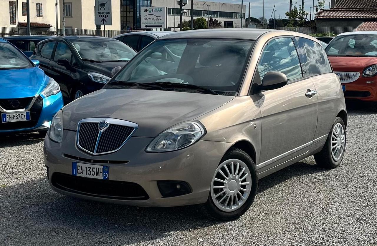 Lancia Ypsilon 1.4 Oro Ecochic GPL