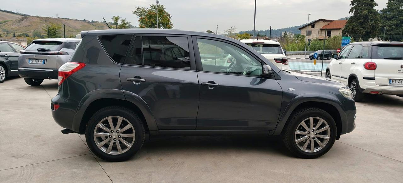 Toyota RAV 4 RAV4 2.2 D-4D 150 CV "AUTOMATICA"
