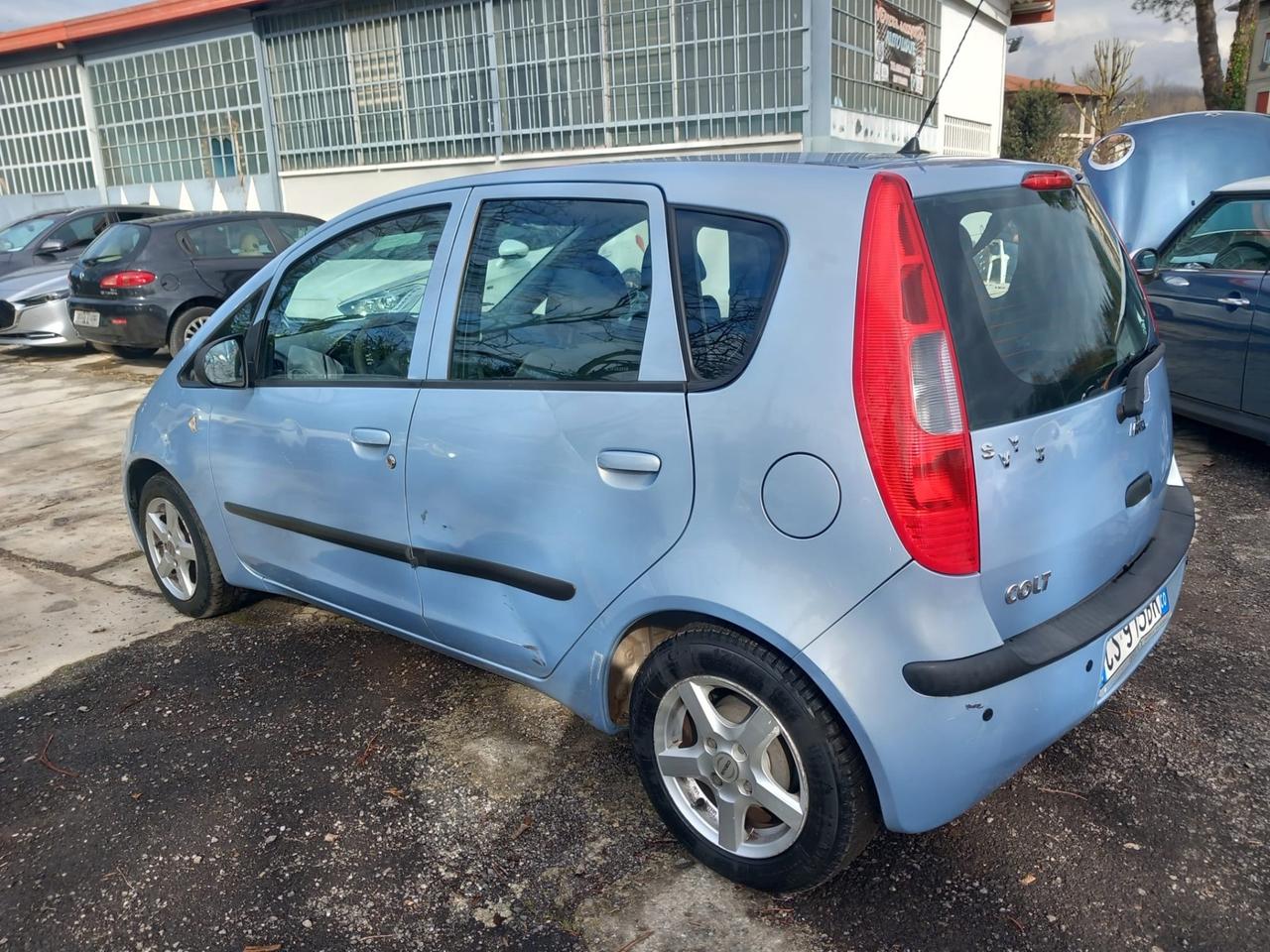 Mitsubishi Colt 1.1 12V 5p. Inform