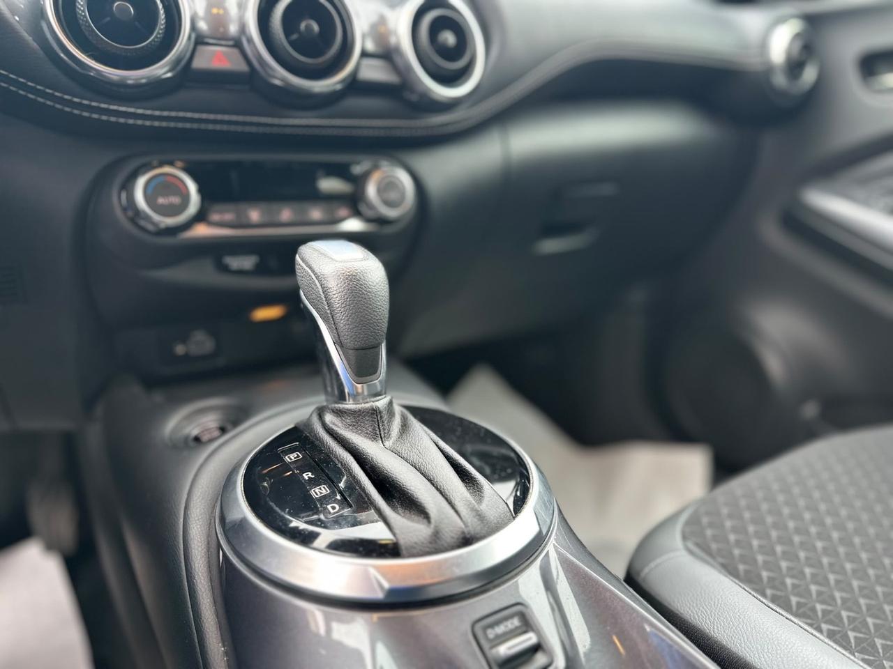 Nissan Juke 1.0 DIG-T 114 CV DCT N-Connecta
